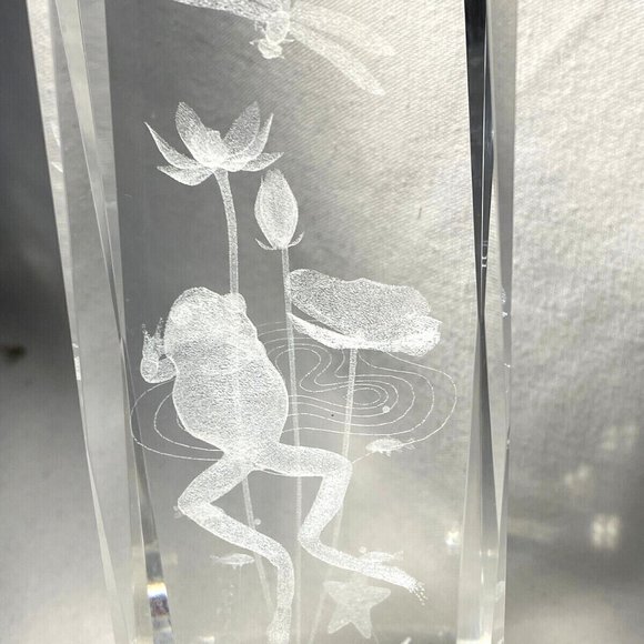 Atlantic Beach 3D Laser Etched Frog w/Dragonfly 6" Crystal Paperweight w/Case - Picture 5 of 12